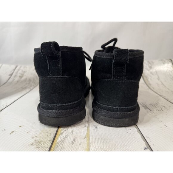 Ugg Neumel Black Suede Chukka Boots Size 8 Lace-Up Casual Shoes - Picture 4 of 6